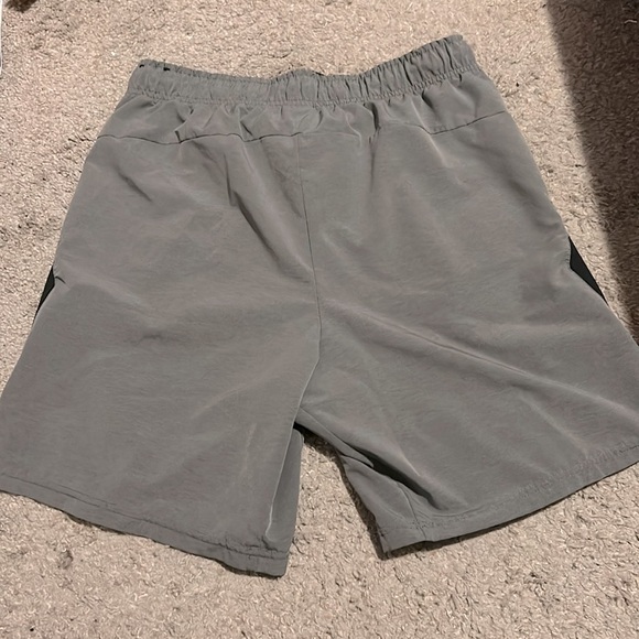 men’s nike atlethic shorts dri fit size medium good quality worn before - Picture 2 of 6